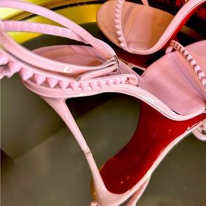 New Christian Louboutin So Me (Pink)